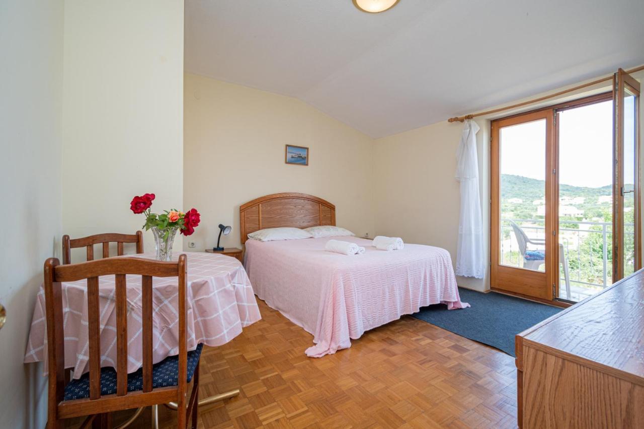 Apartments And Rooms By The Sea Mrljane, Pasman - 327 Nevidane Exterior photo