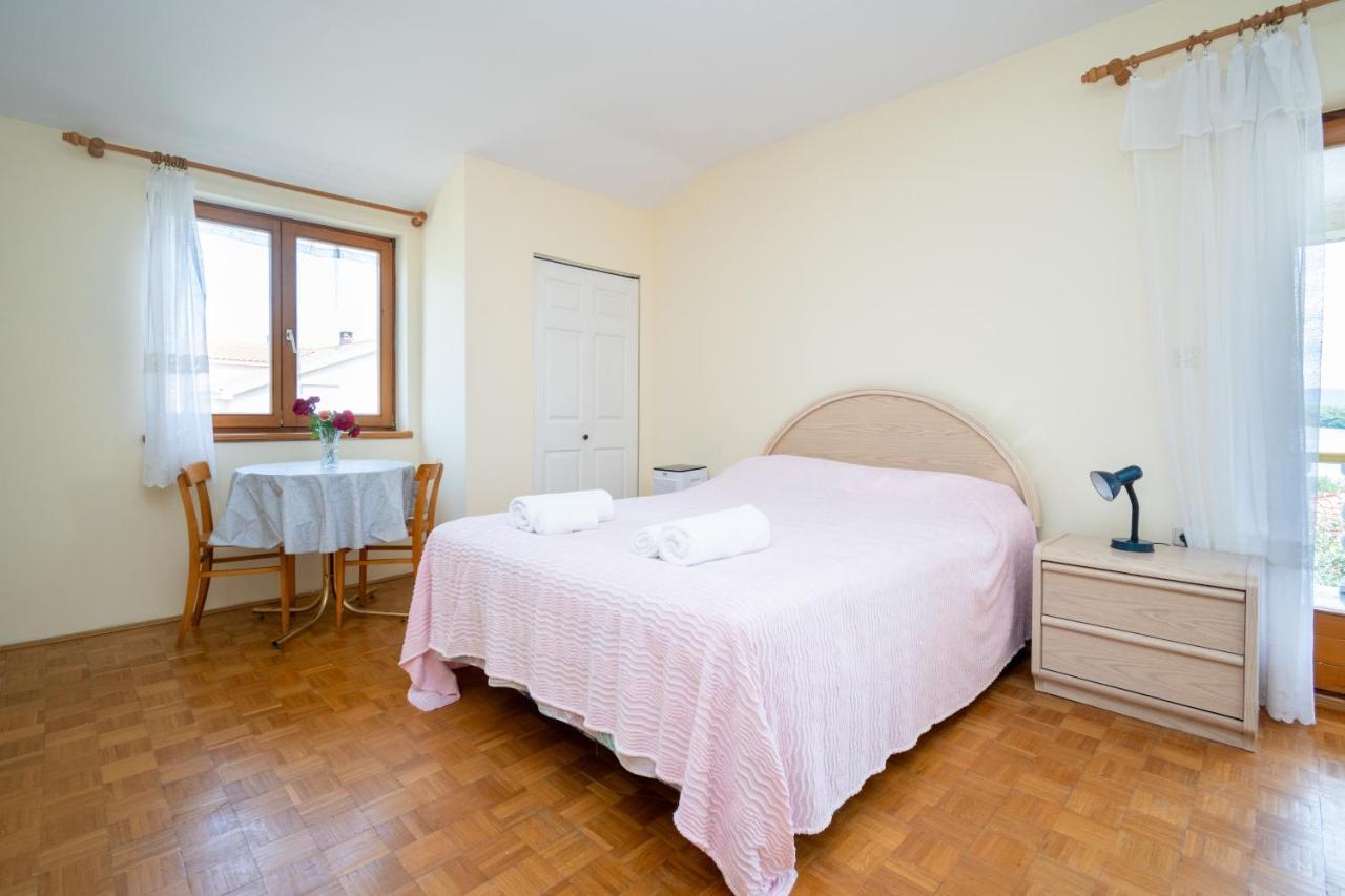Apartments And Rooms By The Sea Mrljane, Pasman - 327 Nevidane Exterior photo